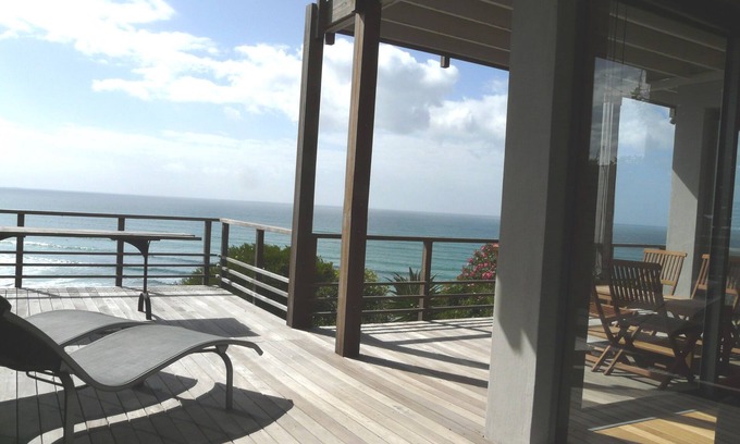 Redhill Apartment | Apartment with stunning sea views