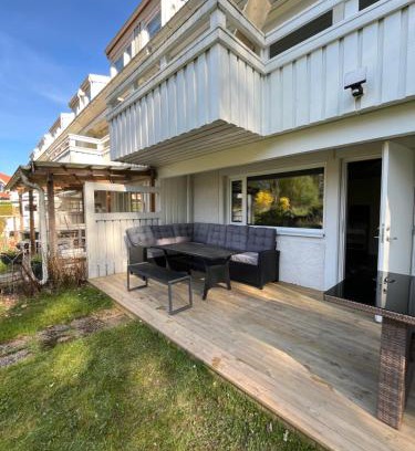 Askim Apartment | Apartment , wooded area lake, sea ,golf and shopping malls Askim domarings väg 154