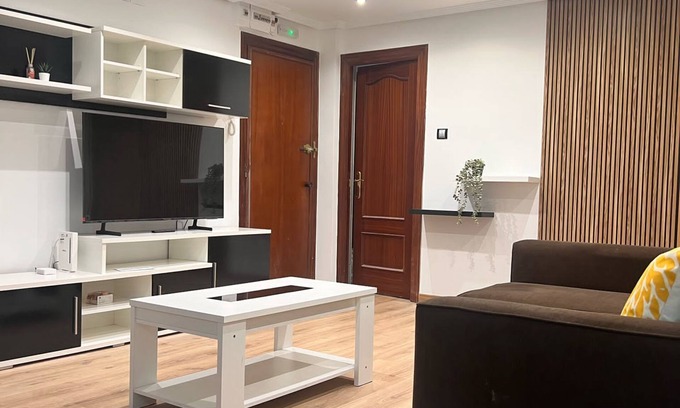 Distrito Llano Apartment | Apartment Zoila. Very close to the city center