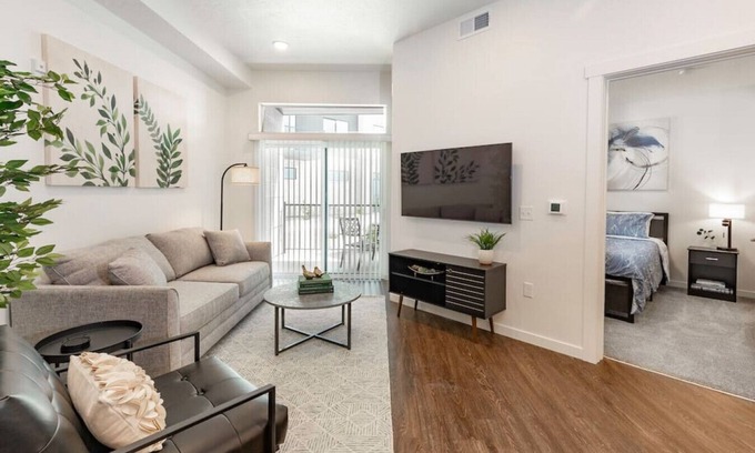 North Salt Lake Apartment | Apartments 2106 · Luxury style 1 bed 1 bath apartment