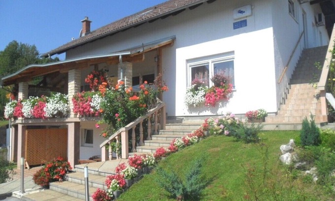 Grabovac Apartment | Apartments and rooms Ivanka, (13916), Rakovica, Croatia