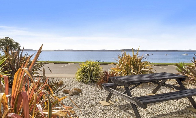Blackmans Bay Apartment | Apartments at the beach