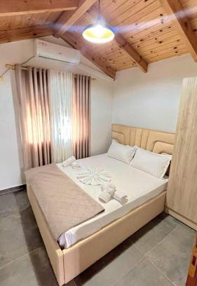 Vlore Cabin | Apartments by Arbri 2