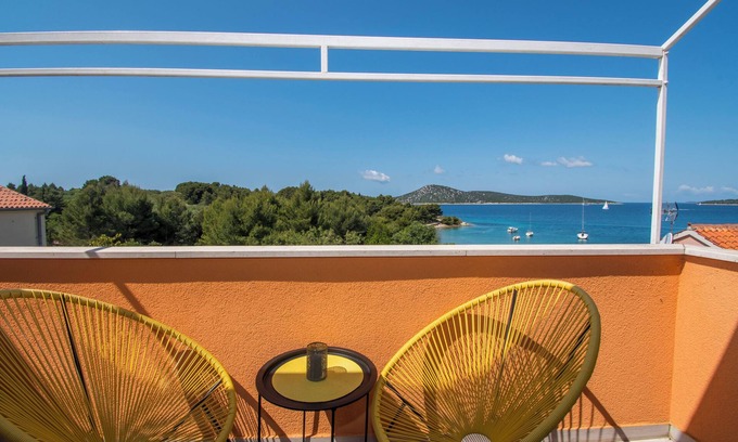 Prvic Luka Apartment | Apartments Delfin (111801-A4) - Prvic Sepurine