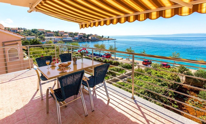 Lun Apartment | Apartments Ivan (27831-A2) - Lun - island Pag