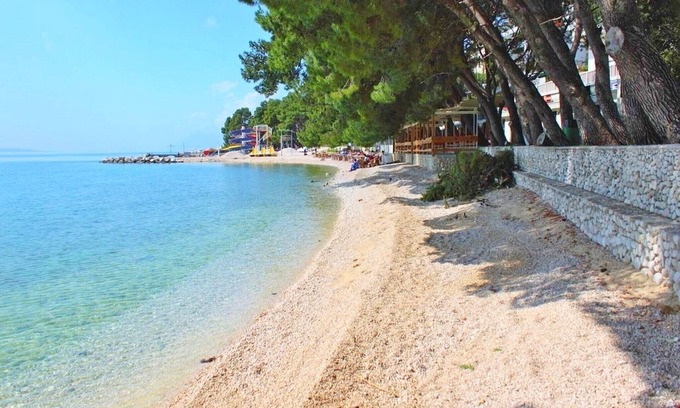 Istok Apartment | Apartments Justina, (16427), Makarska, Croatia