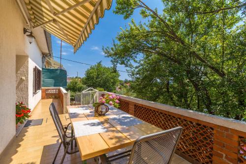 Pinezici Apartment | Apartments Krc