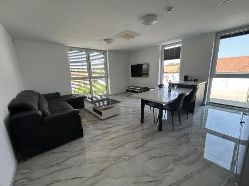 Hajdina Apartment | Apartments Lux
