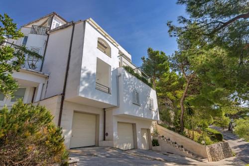 Bratus Apartment | Apartments Rita