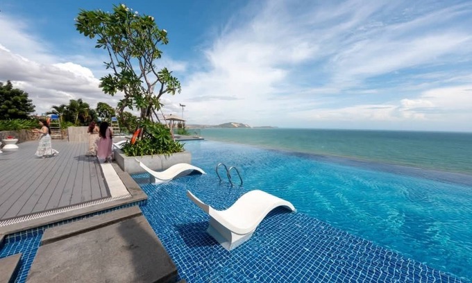 Suoi Nuoc Beach Hotel | APEC CONTINENTAL CONDOTEL