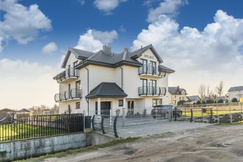 Karwia House | Aplauz