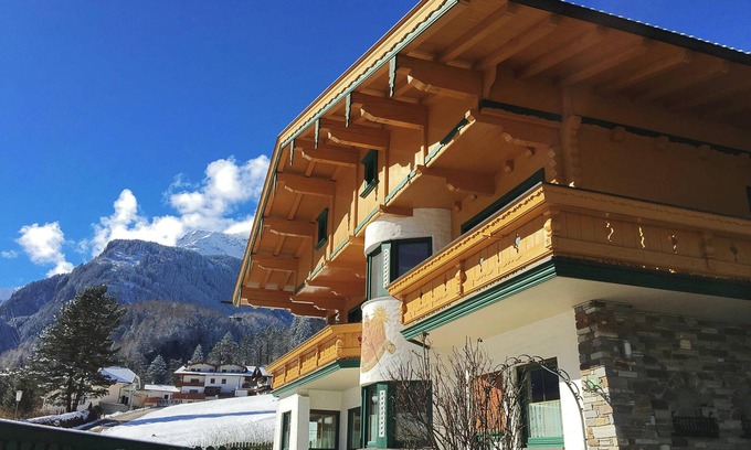 Finkenberg Apartment | App 4 in Appartementhaus Zillertal near Ski Areas with Mountain View, Sauna, Balcony