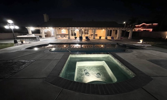Norco House | Appaloosa Ranch Retreat , Spacious, Sparkling Pool