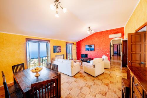 Scala Apartment | Appartamento Ilaria in Villa Laura