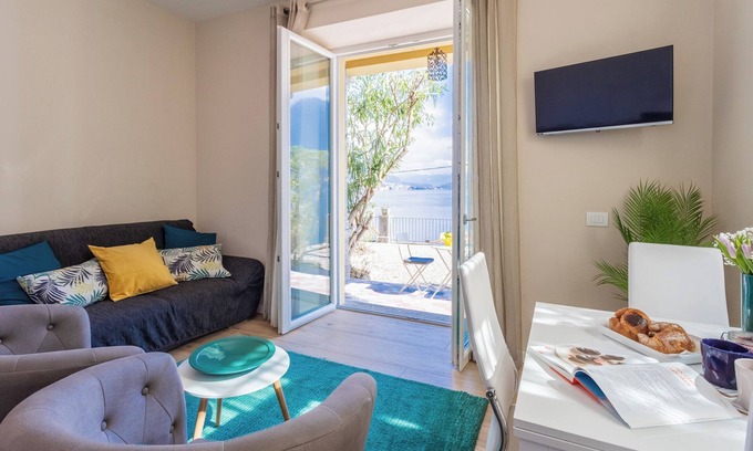 Argegno Apartment | Appartamento Luna - Two Bedroom Apartment, Sleeps 4