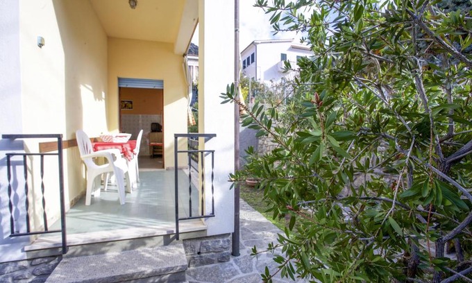 Pomonte Apartment | Appartamento Pomonte la Posta - Goelba