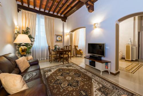 Lucca Historical Center Apartment | Appartamento San Michele