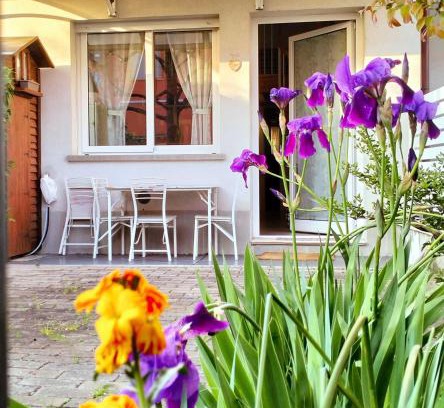 Province of Bologna Apartment | Appartamento Signorini Bolognaholidayhome - Parcheggio e Giardino privato - Holiday House Bologna Garden Parking