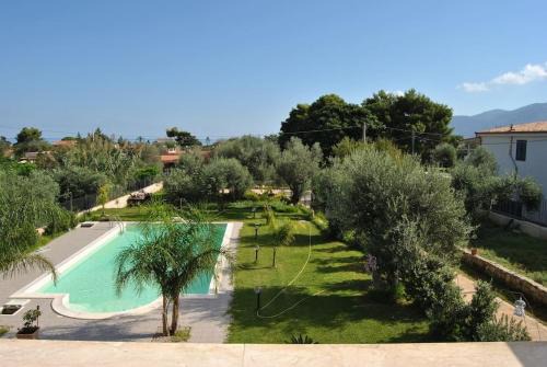 Carini House | Appartamento uso turistico Villa Barbara