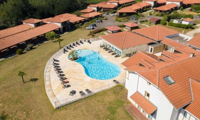 Cassen Apartment | Appartement 3 étoiles - Piscine - ccbbddf