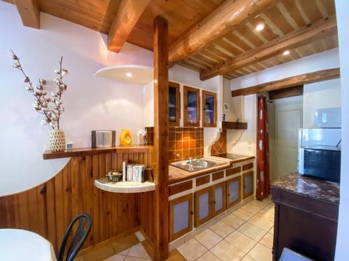 Laragne-Monteglin Apartment | Appartement 4 pers plein centre ville, wifi, balcon