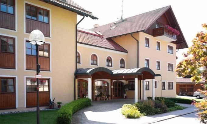 Bad Fuessing Apartment | Appartement 43 qm | Appartement für 4 Personen, Tiefgaragenstellplatz
