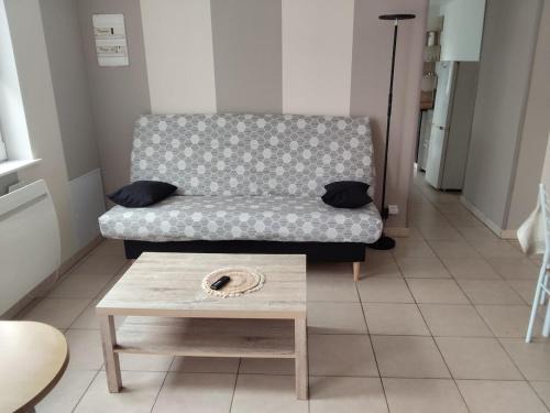 Andelot-Blancheville Apartment | Appartement avec cour fermée