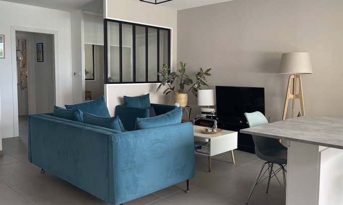 Gambetta Apartment | Appartement Avec Terrasse Cosy et Calme en Coeur de Ville