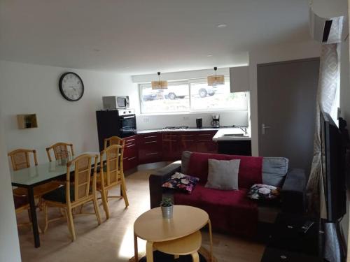 Saint-Lager-Bressac Apartment | Appartement Chez Marcel