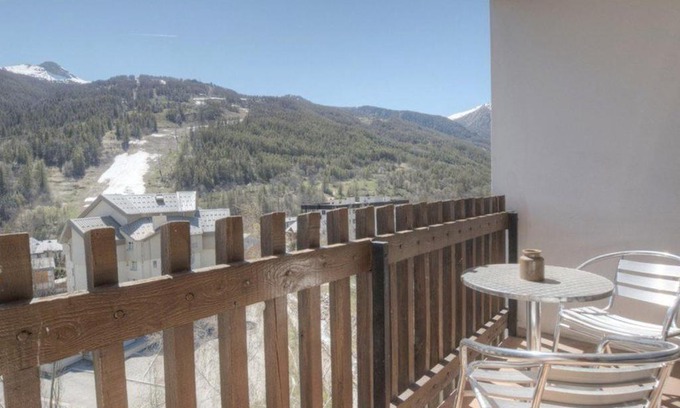 Saint-Chaffrey Apartment | Appartement cabine 6 pers avec balcons, proche pistes - Serre-Chevalier, Chantemerle - FR-1-330E-28