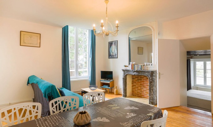 Bons-Tassily Apartment | Appartement Comfortable dans Chateau XVII ème s