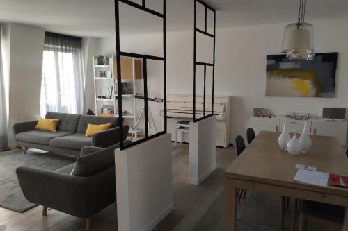 Puteaux Apartment | Appartement Cosy et Moderne Puteaux Paris La Defense