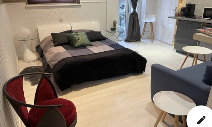 Orangerie Apartment | Appartement Cosy Quartier Parlement Orangerie à 5 mn du Centre Ville