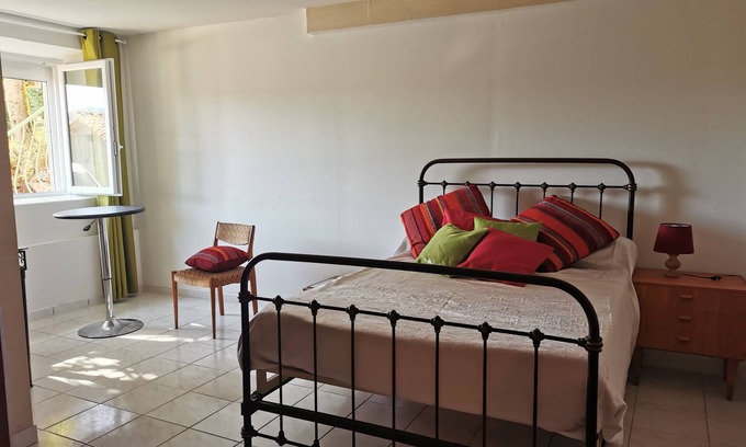 Saint-Affrique Apartment | Appartement Dans Maison Individuelle Avec Jardin