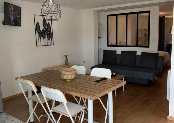 Mouguerre House | appartement dans maison basque