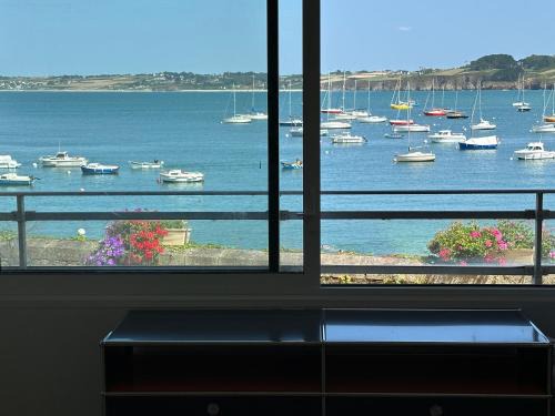Douarnenez Apartment | Appartement Design IX - Port du Rosmeur - Vue Mer - Parking