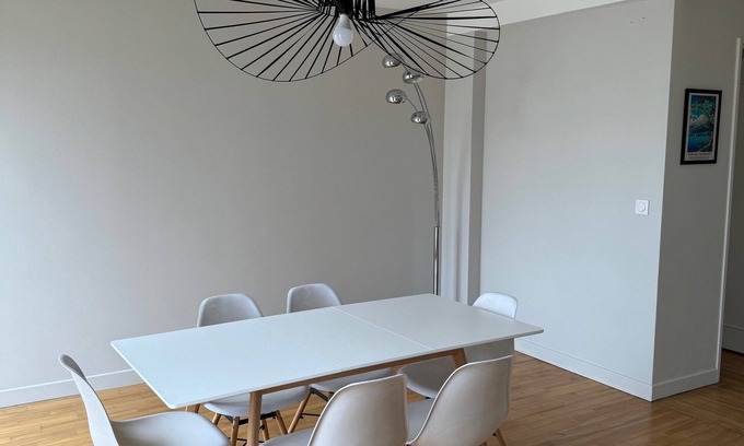 Bois-Colombes Apartment | Appartement Familial Meublé Tout Confort - 70m² - 2 Chambres