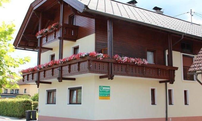 Faak am See Bed & Breakfast | Appartement/fewo, Dusche, WC, 2 Schlafräume - Gästehaus Duregger
