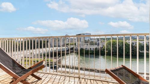Billancourt–Rives de Seine Apartment | APPARTEMENT avec vue sur la Seine 10' en voiture de Paris et de la Tour Eiffel