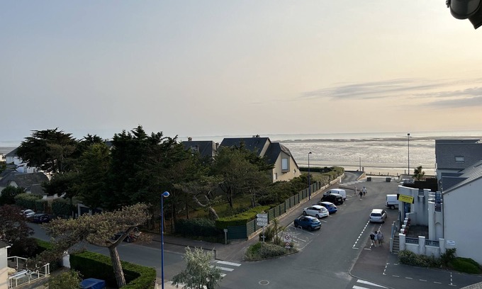 Hauteville-sur-Mer Apartment | Appartement vue sur mer