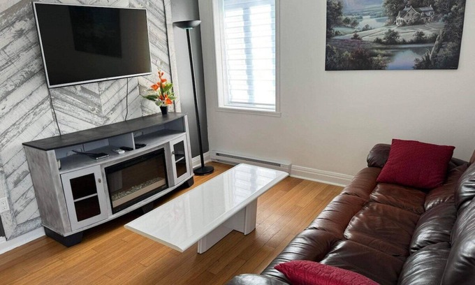 Joliette Condo | Appartement Le Dépanneur/Internet