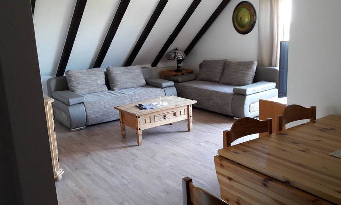 Altastenberg Apartment | Appartement Panoramablick - Mit Balkon und Pool