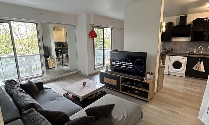 Joinville-le-Pont Apartment | Appartement Proche Paris , Proche JO, en Face le Bois de Vincennes