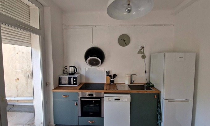 La Timone Bed & Breakfast | Appartement T3 Chez L'habitant Climatisé Avec Terrasse, à 15 min de la Canebière