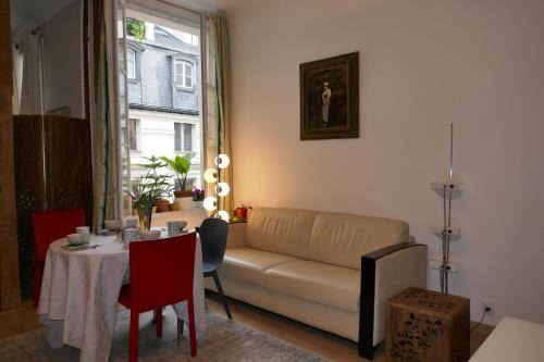 Palais-Royal Apartment | Appartment near Louvre, central