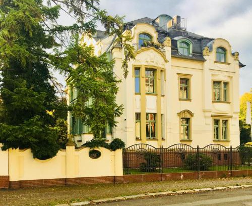 Eutritzsch Apartment | Appartment Villa am Bretschneiderpark