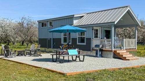 Sequim House | Apple Blossom Bungalow