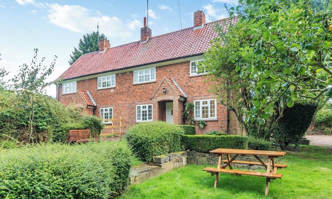 Halam Cottage | Apple Orchard - UK45170