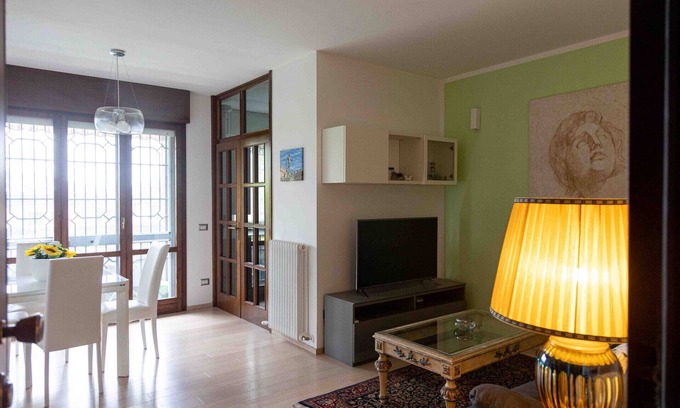 Casalecchio di Reno Apartment | Apt. HouSmart Isonzo 6