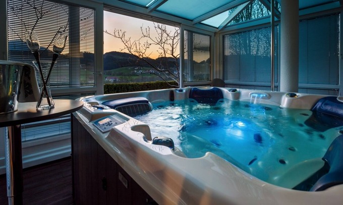 Slovenj Gradec Apartment | APT Relax & Beautiful View➤Privat Jacuzzi & Sauna